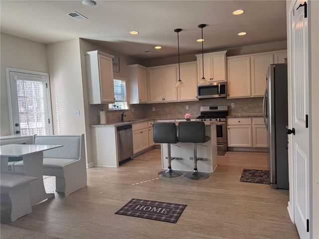 211 Alderleaf Court, Mcdonough, GA 30252