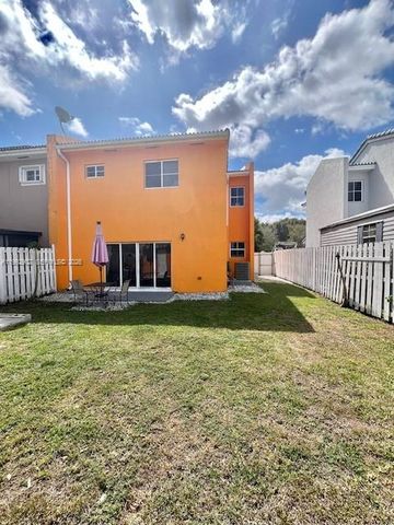 620 SW 7th Ter, Florida City, FL 33034