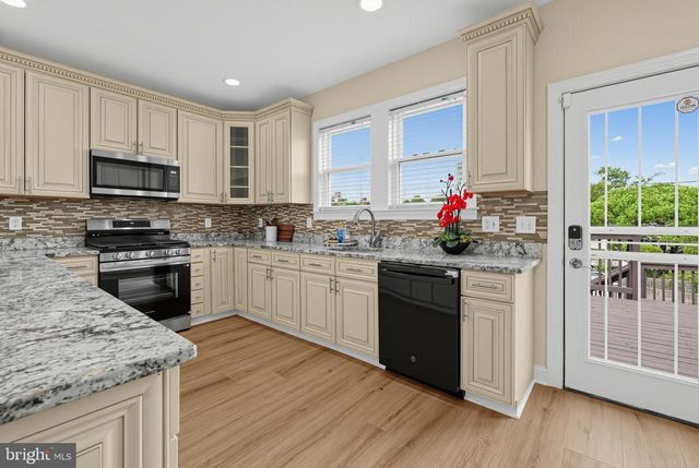 641 GALLATIN ST NW, Washington, DC 20011