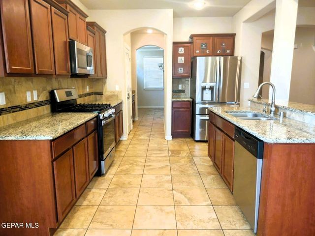 7332 Meadow Sage Drive, El Paso, TX 79911