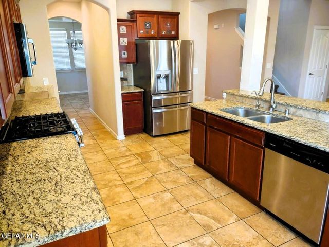 7332 Meadow Sage Drive, El Paso, TX 79911