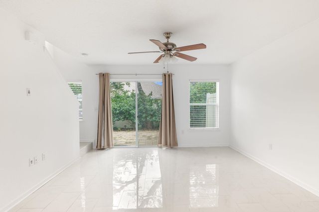 128 Islander Cir, St Augustine, FL 32080