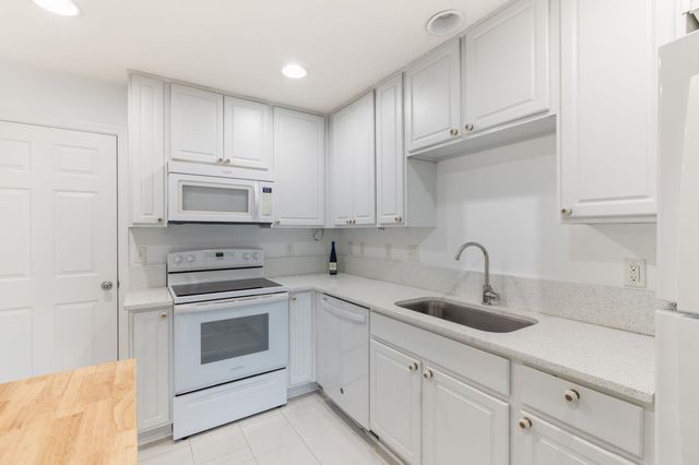 128 Islander Cir, St Augustine, FL 32080