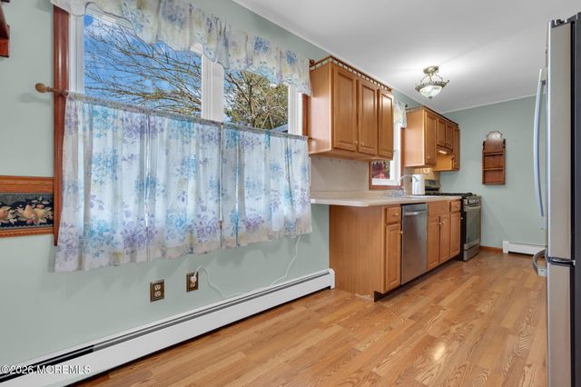 230 Carol Drive, Toms River, NJ 08753