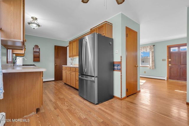 230 Carol Drive, Toms River, NJ 08753