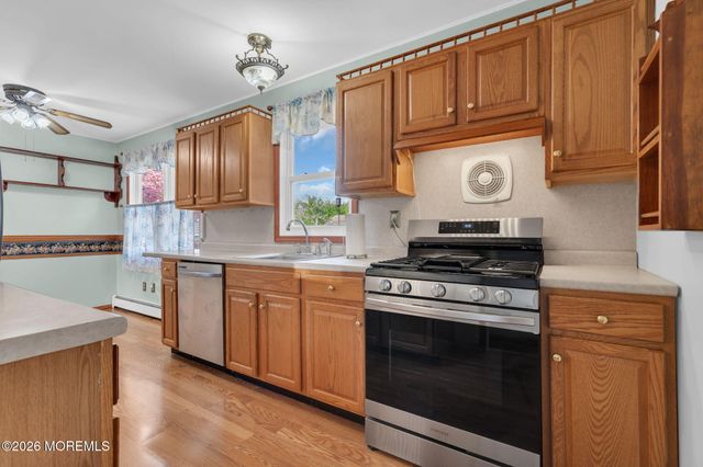 230 Carol Drive, Toms River, NJ 08753