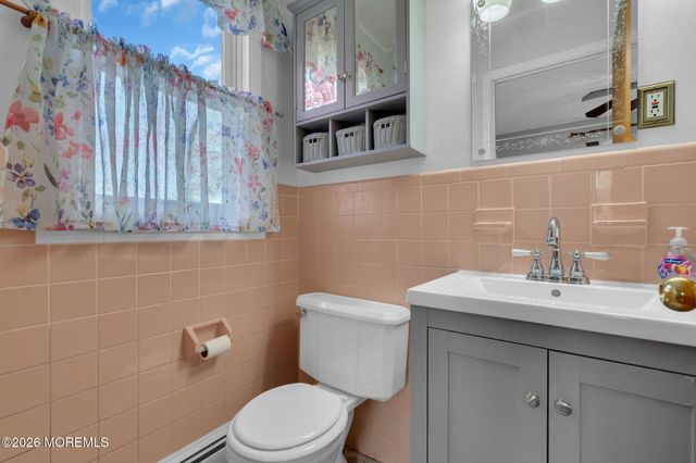 230 Carol Drive, Toms River, NJ 08753