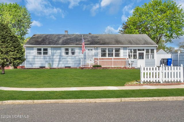 230 Carol Drive, Toms River, NJ 08753