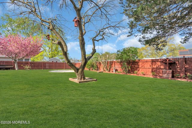 230 Carol Drive, Toms River, NJ 08753