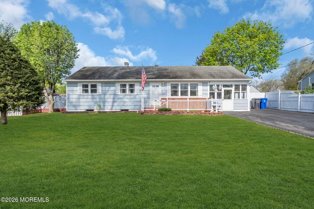 230 Carol Drive, Toms River, NJ 08753