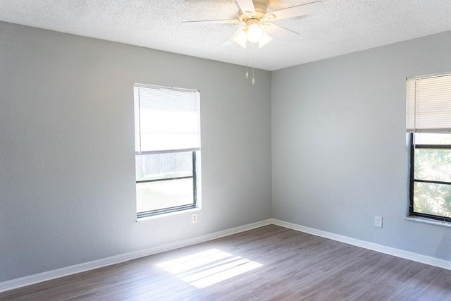 9434 LYNN LANE C, Seminole, FL 33777