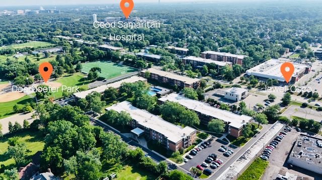 4250 Saratoga Avenue L305, Downers Grove, IL 60515