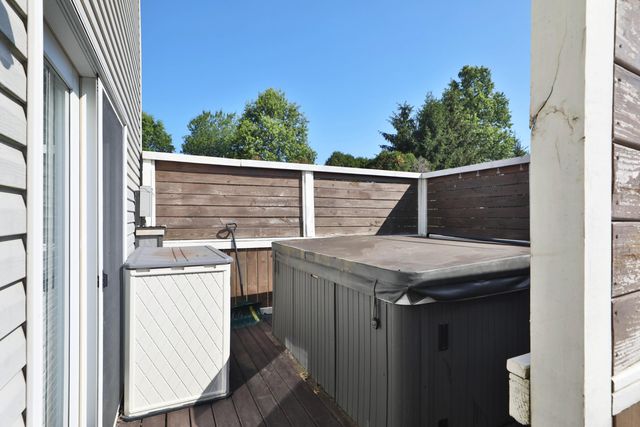 310 Aberdeen Drive SW, Pataskala, OH 43062