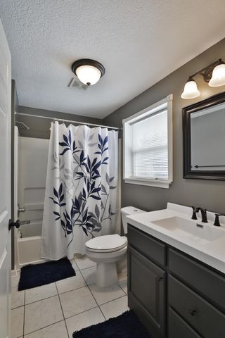 310 Aberdeen Drive SW, Pataskala, OH 43062