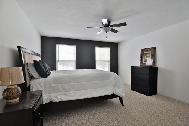 310 Aberdeen Drive SW, Pataskala, OH 43062