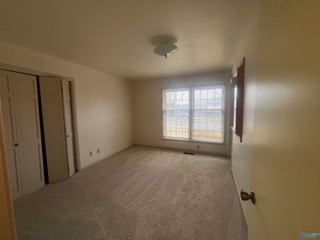 3719 Wilborn Avenue NE, Fort Payne, AL 35967