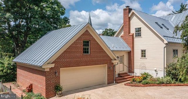 107 N CHURCH ST, Shepherdstown, WV 25443