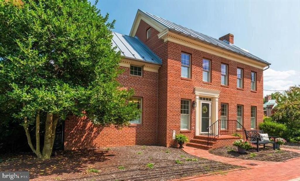 107 N CHURCH ST, Shepherdstown, WV 25443