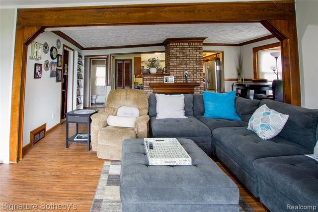 9393 Boncrest Street, Commerce Twp, MI 48382