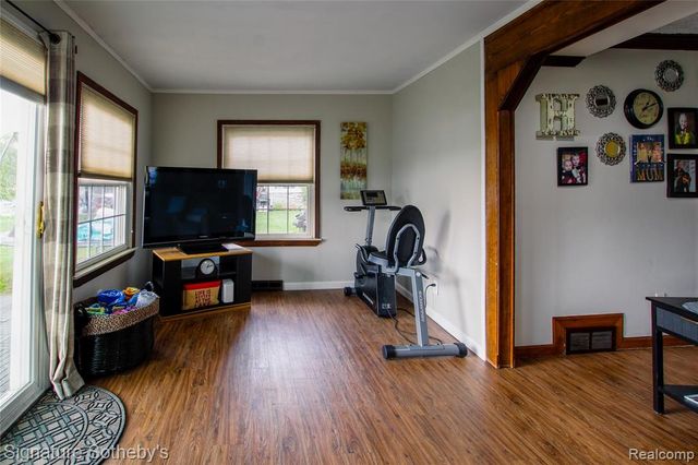 9393 Boncrest Street, Commerce Twp, MI 48382