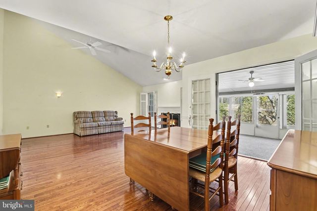 81 CAMBRIDGE DR, Hershey, PA 17033