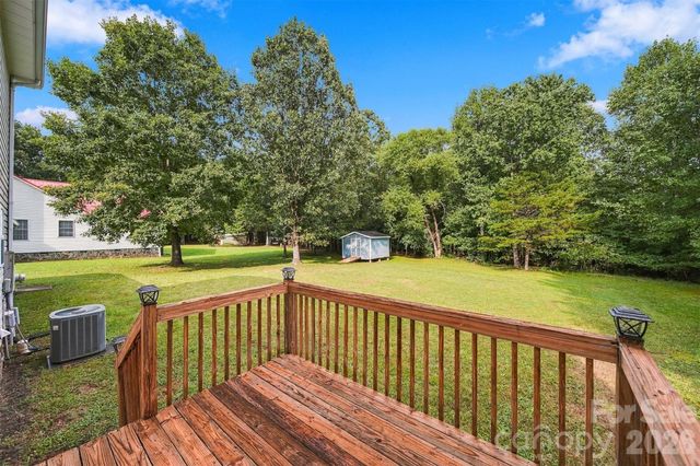 1480 Cedar Valley Church Road, Lenoir, NC 28645