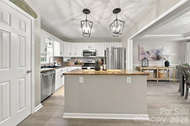 1480 Cedar Valley Church Road, Lenoir, NC 28645