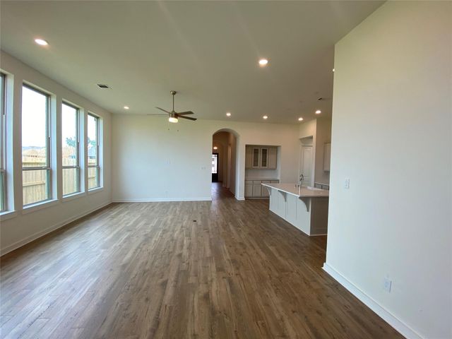 12226 Hyland Lane, Mont Belvieu, TX 77523