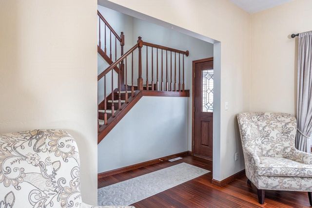 2195 SHADOW BEND COURT, Neenah, WI 54956