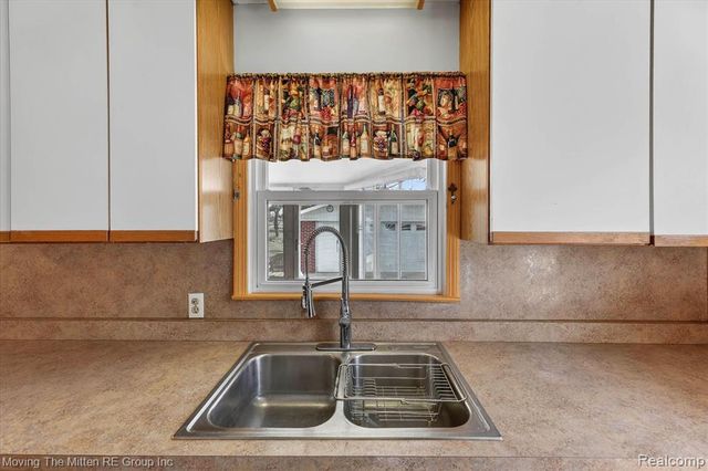 17049 Reno Street, Riverview, MI 48193