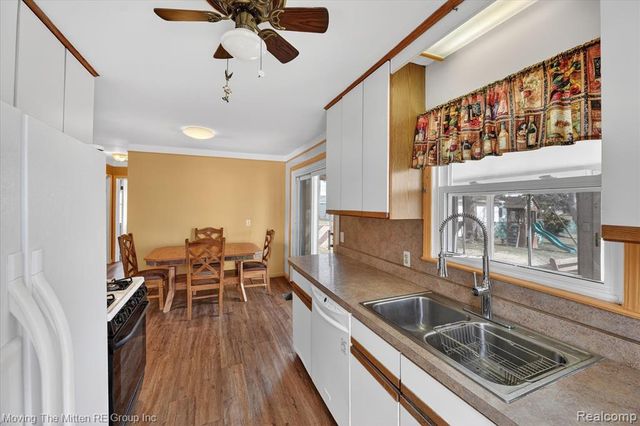 17049 Reno Street, Riverview, MI 48193