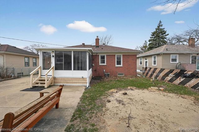 17049 Reno Street, Riverview, MI 48193