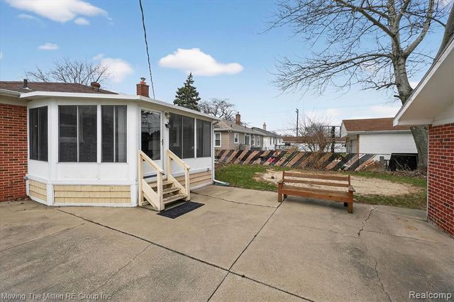 17049 Reno Street, Riverview, MI 48193