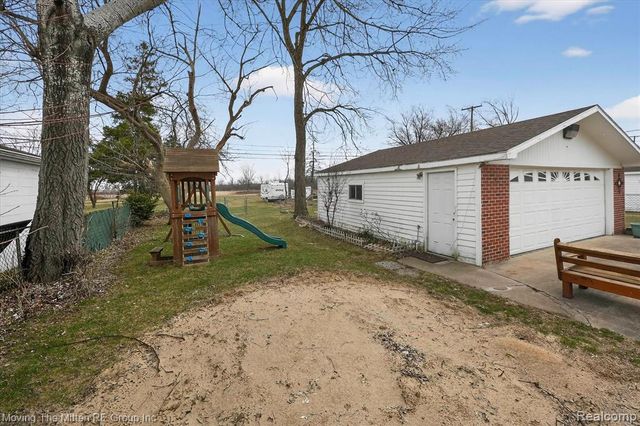 17049 Reno Street, Riverview, MI 48193