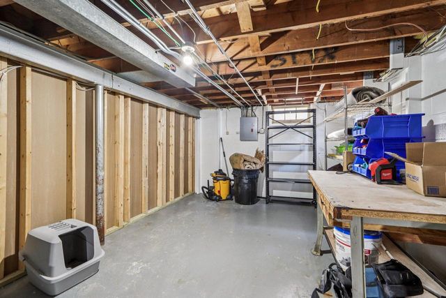 1545 S 171st STREET, New Berlin, WI 53151