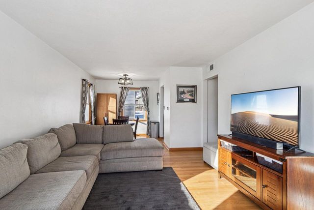 1545 S 171st STREET, New Berlin, WI 53151