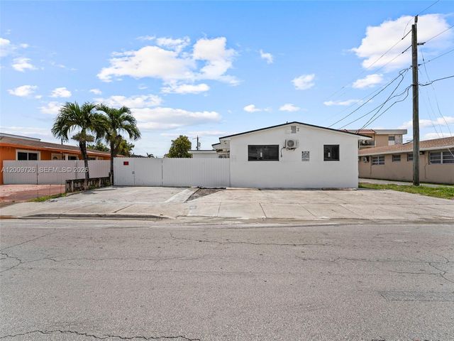 1370 W 29th St A, Hialeah, FL 33012