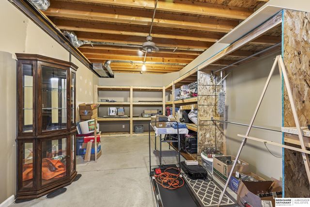 16013 Craig Avenue, Bennington, NE 68007