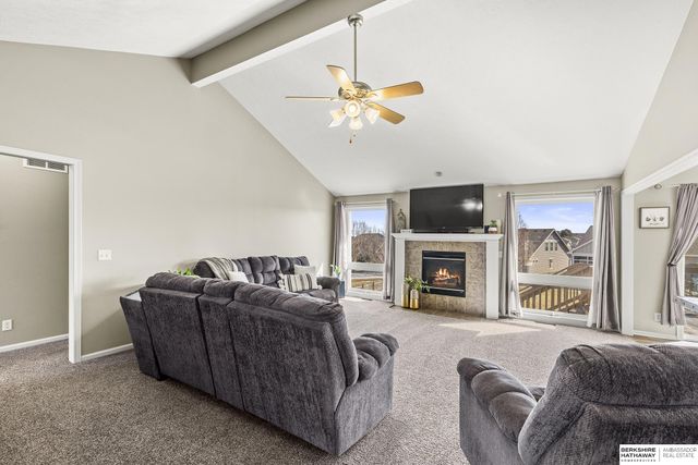 16013 Craig Avenue, Bennington, NE 68007