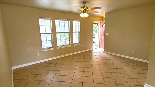112 Sendero Drive, Huntsville, TX 77340
