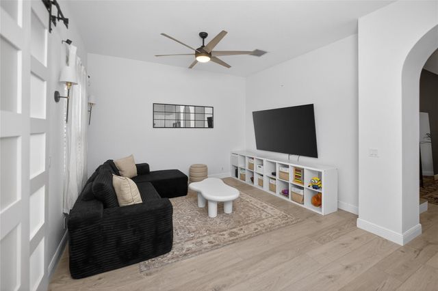 8049 Tangelo Drive, Boynton Beach, FL 33436