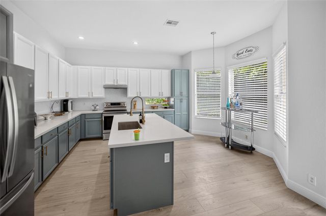 8049 Tangelo Drive, Boynton Beach, FL 33436