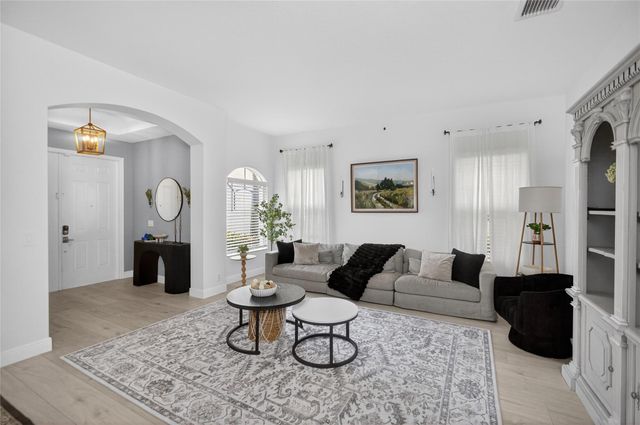 8049 Tangelo Drive, Boynton Beach, FL 33436