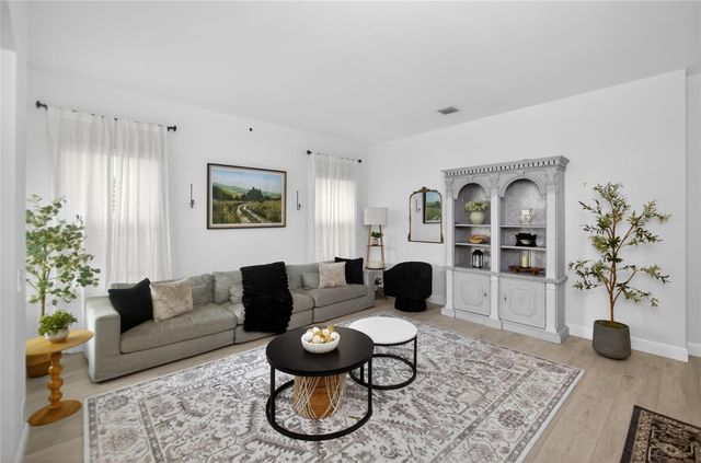 8049 Tangelo Drive, Boynton Beach, FL 33436