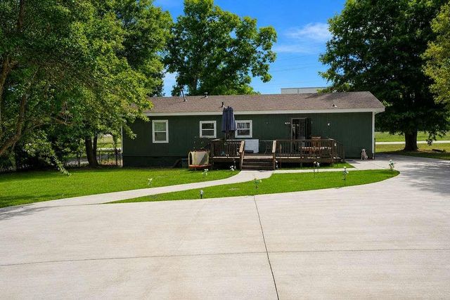 384 Ronthor Drive, Social Circle, GA 30025