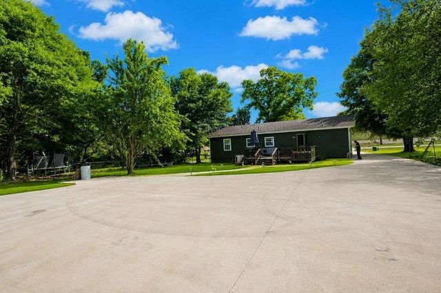 384 Ronthor Drive, Social Circle, GA 30025