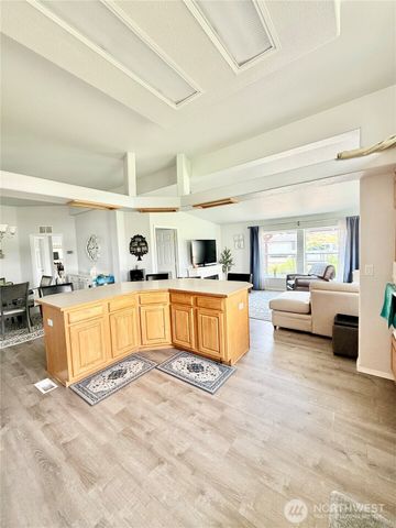 111 Johnson Creek Road, Omak, WA 98841