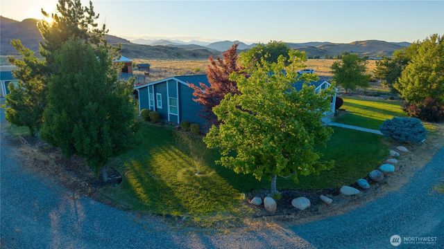 111 Johnson Creek Road, Omak, WA 98841