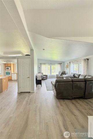 111 Johnson Creek Road, Omak, WA 98841