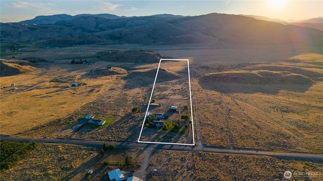 111 Johnson Creek Road, Omak, WA 98841